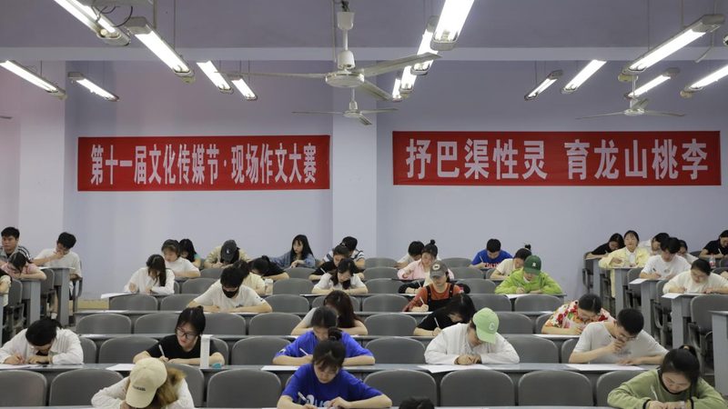 纪录片拍摄选材：优缺点与策略解析